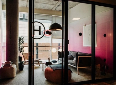 50 m² Coworking  in Montreal, QC, 1275 Avenue des Canadiens-de-Montréal (H3B 0G4) - 1 | MatchOffice