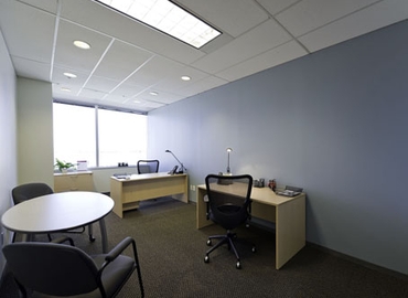 50 m² Shared workspace  in Markham, ON, 15 Allstate Parkway (L3R 5B4) - 2 | MatchOffice.com