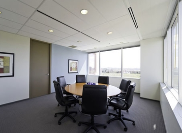 50 m² Shared workspace  in Markham, ON, 15 Allstate Parkway (L3R 5B4) - 5 | MatchOffice