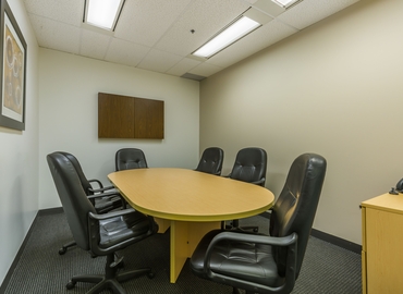 50 m² Co-working  in Mississauga, ON, 4 Robert Speck Parkway (L4Z 1S1) - 7 | MatchOffice.com