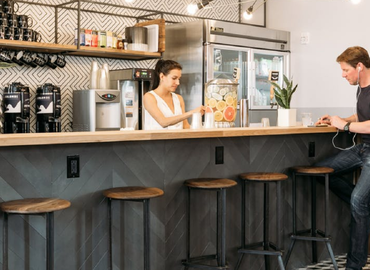 100 m² Co-working  in Vancouver, BC, Burrard Street 555 (V7X 1M8) - 3 | MatchOffice.com