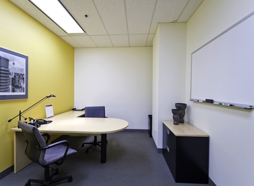 50 m² Shared workspace  in Markham, ON, 675 Cochrane Drive East Tower (L3R 0B8) - 3 | MatchOffice