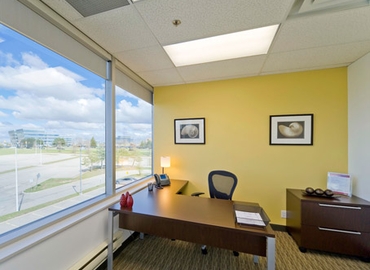 50 m² Shared workspace  in Mississauga, ON, 7111 Syntex Drive (L5N 6H4) - 1 | MatchOffice.com