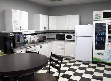 279 m² Coworking  in Burlington, ON, 5063 North Service Road (L7L 5H6) - 17 | MatchOffice.com