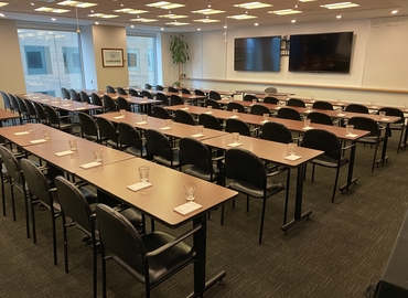 107 m² Conference center in Toronto, WaterPark Place (M5J 2N8) - 7 | MatchOffice.com