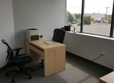 800 m² Business park place for rent in Mississauga, ON, 21B-1351 Matheson Blvd E. (L4W 2A1) - 1 | MatchOffice.com