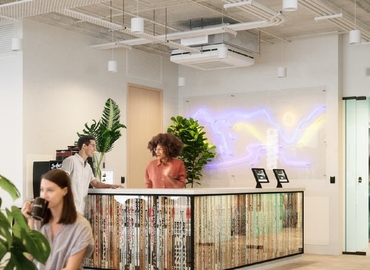 150 m² Business park property available to rent in Calgary, AB, 700 2 Street Southwest  (T2P 2W2) - 0 | MatchOffice.com
