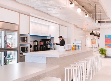 40 m² Business center property available to rent in Toronto, Bloor Street West 571 (M6G 1K3) - 0 | MatchOffice.com