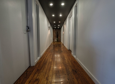 40 m² Shared office  in Montreal, QC, 4020 Saint-Ambroise (H4C 2C7) - 2 | MatchOffice.com