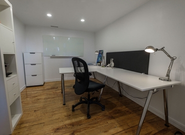 40 m² Business space property for rent in Montreal, QC, 4020 Saint-Ambroise (H4C 2C7) - 5 | MatchOffice.com