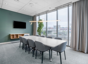 100 m² Serviced office in Toronto, 34 Minowan Miikan Lane  (M6J 0G3) - 2 | MatchOffice.com