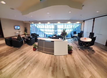 35 m² Office available to rent in Toronto, North York Center, M2N 6S6  - 1 | MatchOffice.com