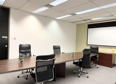 Virtual business address in Toronto, Yorkville (M5R 2A5) - 17 | MatchOffice.com