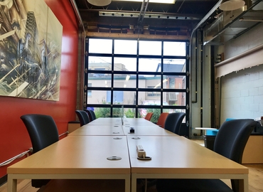 75 m² Conference center in Toronto, Niagara Street 229 (M6J 2L5) - 2 | MatchOffice.com