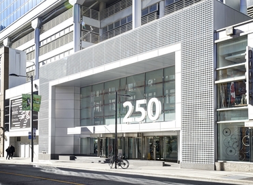 12 m² Coworking  in Toronto, 250 Yonge Street (M5B 2L7) - 0 | MatchOffice.com