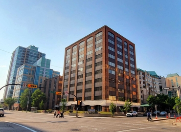 1 m² Business park in Calgary, AB, #200 (T2P 3E8) - 1 | MatchOffice.com