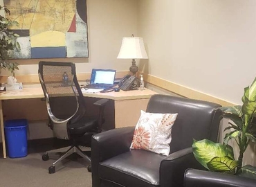 8 m² Shared office  in Toronto, First Canadian Place (M5X 1C7) - 1 | MatchOffice