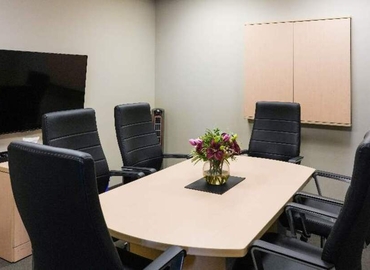10 m² Conference space in Toronto, First Canadian Place (M5X 1C7) - 3 | MatchOffice.com