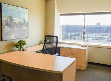 10 m² Conference hall in Toronto, First Canadian Place (M5X 1C7) - 7 | MatchOffice.com