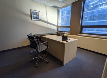 15 m² Office available to rent in Toronto, Financial District, M5H 2S8  - 11 | MatchOffice