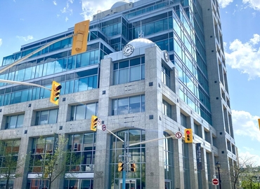 250 m² Business center in Kitchener, ON, Waterloo region (N2G 4W1) - 0 | MatchOffice.com