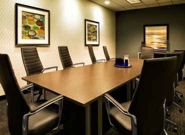 50 m² Coworking space  in Montreal, QC, 2000 McGill College Avenue (H3A 3H3) - 9 | MatchOffice.com