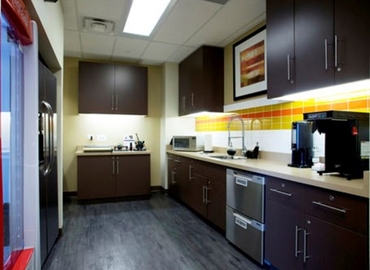 10 m² Coworking  in Brampton, ON, 2 County Court Blvd. (L6W 3W8) - 7 | MatchOffice.com