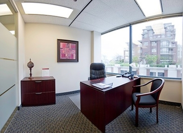 600 m² Business park in Richmond, BC, 5811 Cooney Road (V6X 3M1) - 3 | MatchOffice