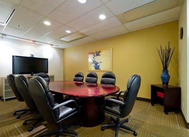 50 m² Coworking space  in Richmond, BC, 5811 Cooney Road (V6X 3M1) - 7 | MatchOffice.com