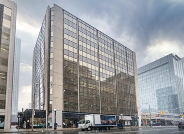 100 m² Convention center in Toronto, 1235 Bay Street (M5R 3K4) - 0 | MatchOffice