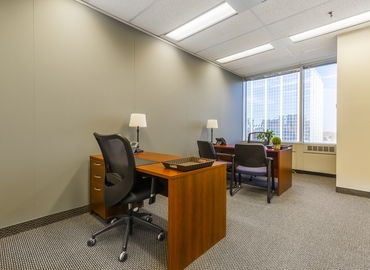 50 m² Business center in Toronto, 2 St. Clair Avenue West (M4V 1L5) - 6 | MatchOffice