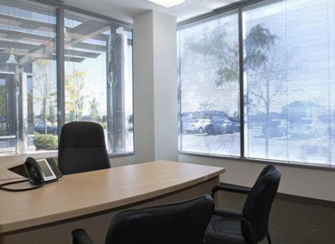 50 m² Conference room in Oakville, ON, 2275 Upper Middle Rd East (L6H 0C3) - 5 | MatchOffice