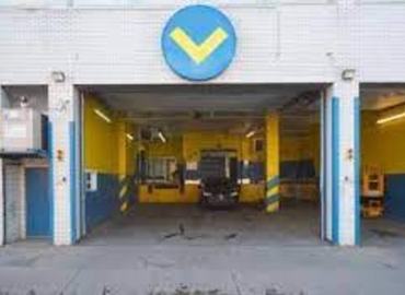 50 m² Business space in Ahuntsic-Cartierville, QC, 8925 St-Laurent (H2N 1M5) - 5 | MatchOffice.com