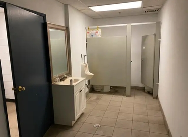 7100 m² Business park in Toronto, 110 Claireport Crescent (M9W 6P3) - 6 | MatchOffice.com