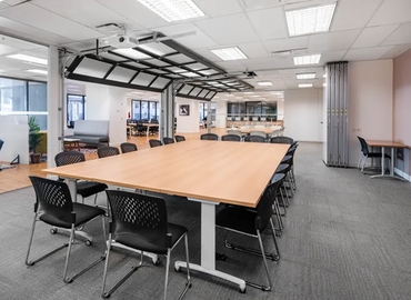 100 m² Business center in Toronto, 235 Carlaw Avenue (M4M 2S1) - 5 | MatchOffice.com
