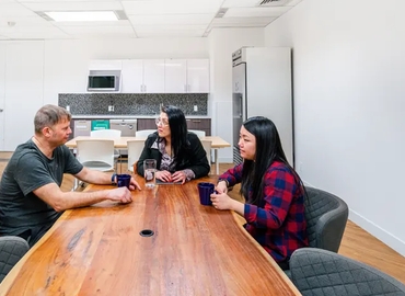 100 m² Business center in Toronto, 235 Carlaw Avenue (M4M 2S1) - 7 | MatchOffice