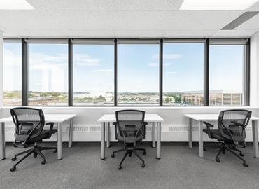 100 m² Business center in Toronto, 125 Commerce Valley Dr W (L3T 7W4) - 2 | MatchOffice.com