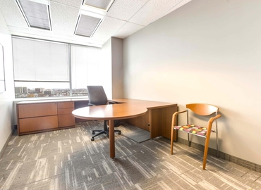200 m² Business center in Etobicoke, ON, 405 The West Mall (M9C 5J1) - 0 | MatchOffice.com