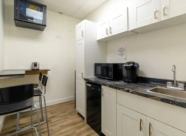 100 m² Conference room in Mississauga, ON, 55 Village Centre Place (L4Z 1V9) - 11 | MatchOffice