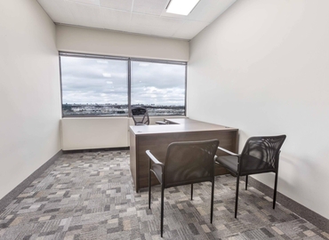 200 m² Business space in Mississauga, ON, 2000 Argentia Road (L5N 1V9) - 1 | MatchOffice.com
