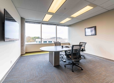 200 m² Serviced office in Mississauga, ON, 6733 Mississauga Road (L5N 6J5) - 1 | MatchOffice.com