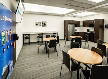 100 m² Conference hall in Toronto North York, ON, 1 Concorde Gate (M3C 3N6) - 8 | MatchOffice