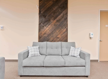 Virtual office space in Oakville, ON, 1300 Cornwall Road (L6J 7W5) - 3 | MatchOffice