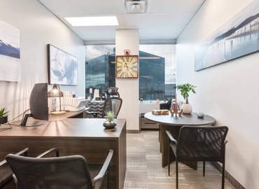 100 m² Conference room in Oakville, ON, 2020 Winston Park Dr. (L6H 6X7) - 10 | MatchOffice