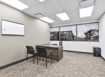 200 m² Business center in Oakville, ON, 1075 North Service Rd. (L6M 2G2) - 1 | MatchOffice
