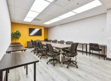 200 m² Business center in Oakville, ON, 1075 North Service Rd. (L6M 2G2) - 14 | MatchOffice