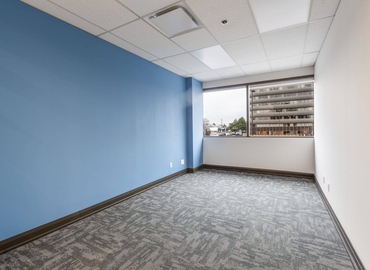 100 m² Convention center in Oakville, ON, 690 Dorval Dr. (L6K 3X9) - 17 | MatchOffice.com