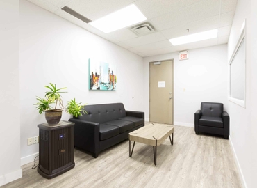 100 m² Conference space in Richmond Hill, ON, 330 Highway 7 (L4B 3P8) - 2 | MatchOffice