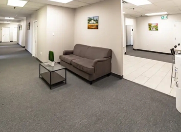 200 m² Business center in Richmond Hill, ON, 330 Highway 7 (L4B 3P8) - 3 | MatchOffice