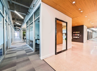 200 m² Business center in Toronto, 1200 Bay Street (M5R 2A5) - 10 | MatchOffice.com